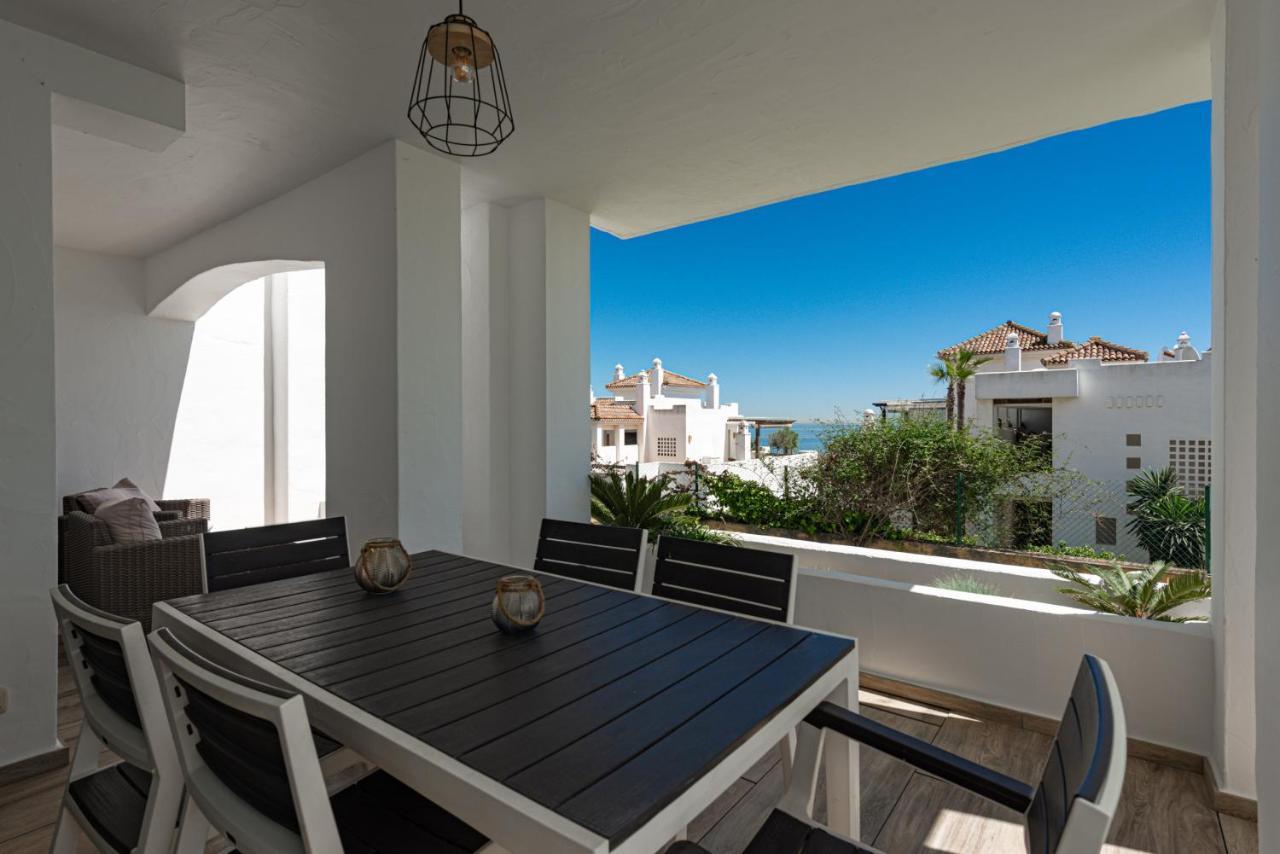 2149-Amazing groundfloor 3 bedrooms on golf, pools Alcaidesa Buitenkant foto