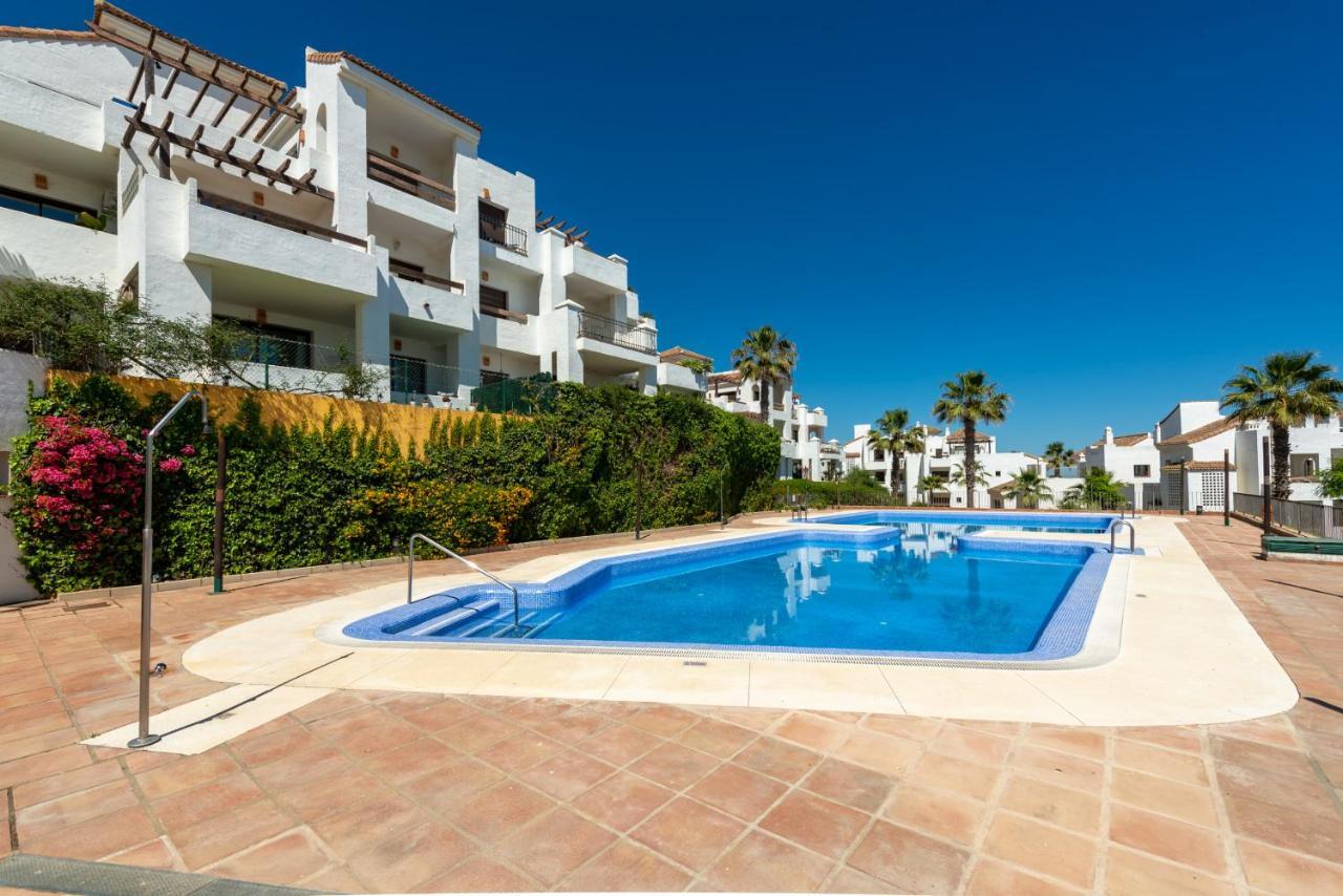 2149-Amazing groundfloor 3 bedrooms on golf, pools Alcaidesa Buitenkant foto