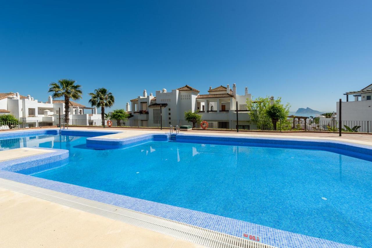 2149-Amazing groundfloor 3 bedrooms on golf, pools Alcaidesa Buitenkant foto
