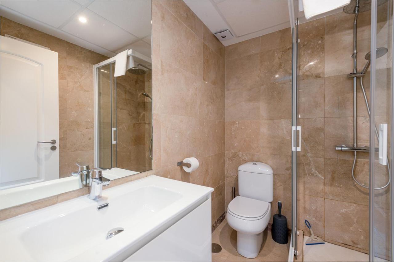 2149-Amazing groundfloor 3 bedrooms on golf, pools Alcaidesa Buitenkant foto
